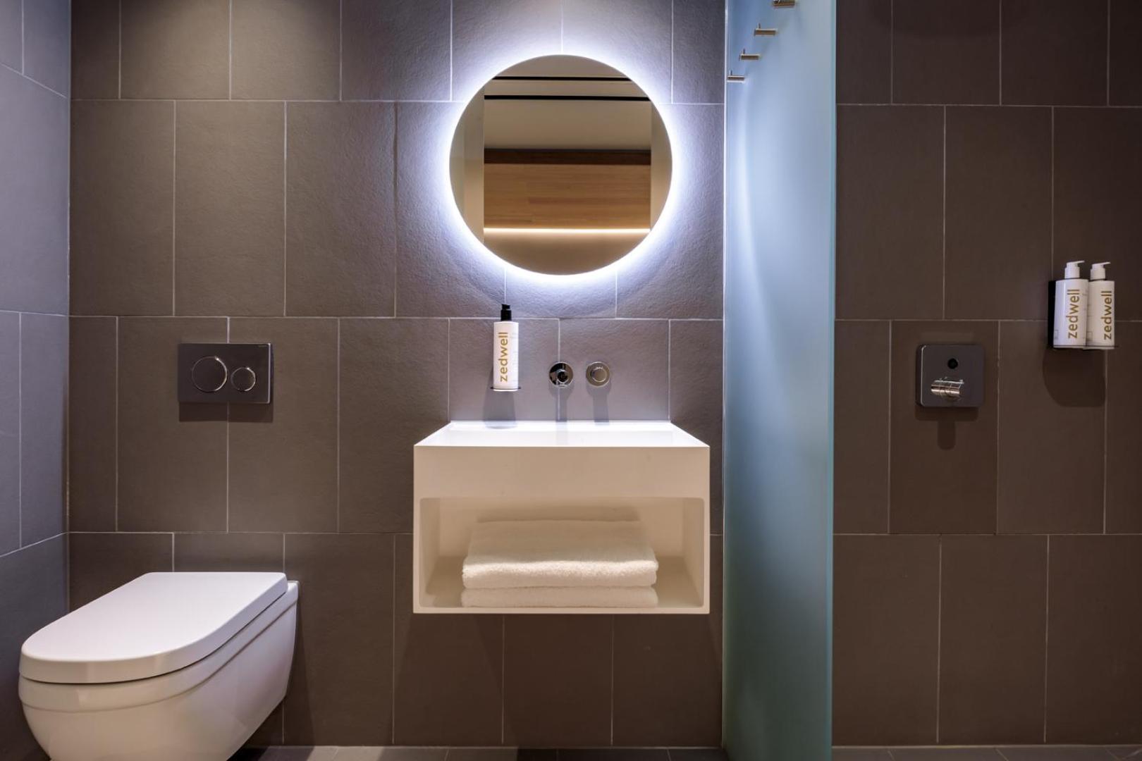 Zedwell Underground Hotel Tottenham Court Rd Λονδίνο Δωμάτιο φωτογραφία