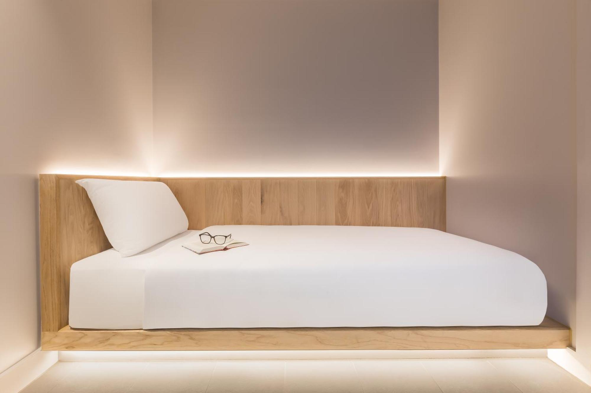 Zedwell Underground Hotel Tottenham Court Rd Λονδίνο Δωμάτιο φωτογραφία